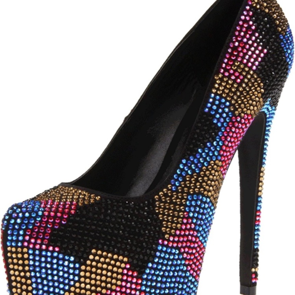 Steve Madden Dyvinal Camo Rhinestone Platform